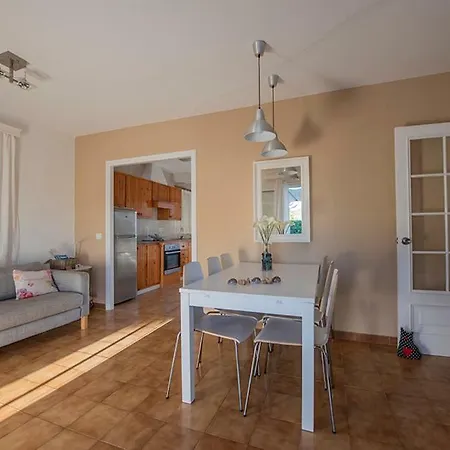 Chalet Cas Ferrer * Cala'N Blanes (Menorca)